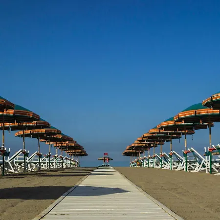Michelangelo I By Interhome Διαμέρισμα Marina di Pietrasanta